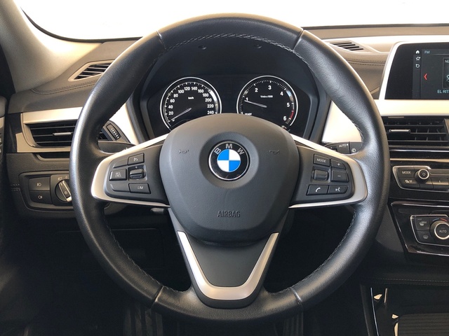 BMW X2 sDrive18d color Gris. Año 2018. 110KW(150CV). Diésel. En concesionario Vehinter Getafe de Madrid