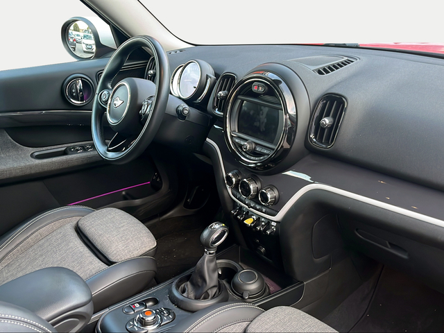fotoG 7 del MINI MINI Countryman Cooper S E ALL4 165 kW (224 CV) 224cv Híbrido Electro/Gasolina del 2021 en Granada