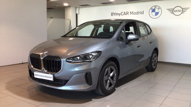 BMW Serie 2 218d Active Tourer color Gris. Año 2024. 110KW(150CV). Diésel. En concesionario BYmyCAR Madrid - Alcalá de Madrid