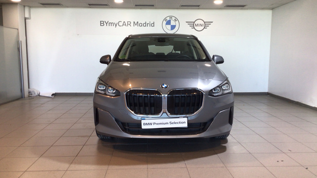BMW Serie 2 218d Active Tourer color Gris. Año 2024. 110KW(150CV). Diésel. En concesionario BYmyCAR Madrid - Alcalá de Madrid