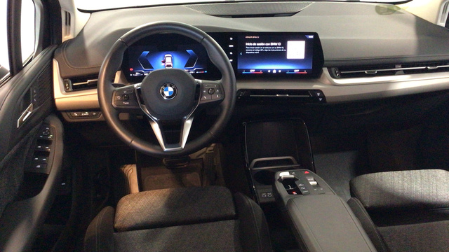 BMW Serie 2 218d Active Tourer color Gris. Año 2024. 110KW(150CV). Diésel. En concesionario BYmyCAR Madrid - Alcalá de Madrid
