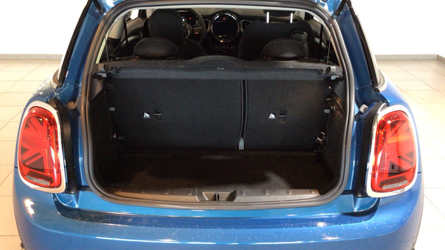 fotoG 10 del MINI MINI 3 Puertas Cooper SE 135 kW (184 CV) 184cv Eléctrico del 2023 en Madrid