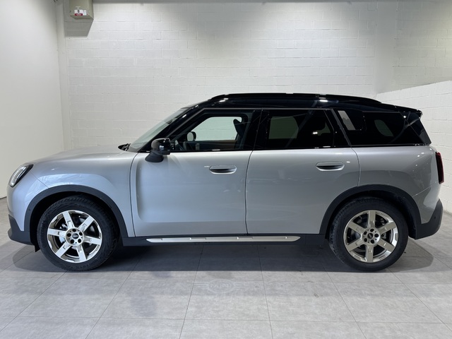 fotoG 2 del MINI MINI Countryman D 120 kW (163 CV) 163cv Diésel del 2024 en Barcelona