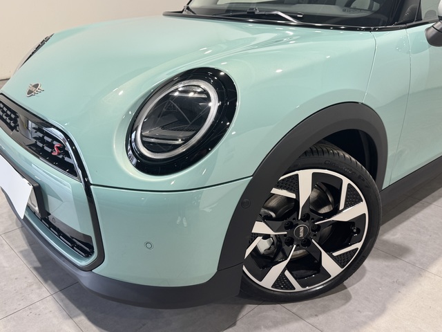 fotoG 5 del MINI MINI 3 Puertas Cooper S 150 kW (204 CV) 204cv Gasolina del 2024 en Barcelona