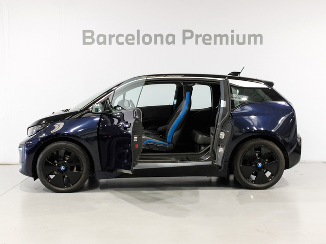 BMW i3 120Ah color Azul. Año 2019. 125KW(170CV). Eléctrico. En concesionario Barcelona Premium -- GRAN VIA de Barcelona