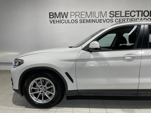 BMW X3 sDrive18d color Blanco. Año 2019. 110KW(150CV). Diésel. En concesionario Hispamovil Elche de Alicante