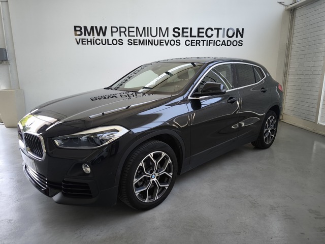 BMW X2 sDrive18i color Negro. Año 2020. 103KW(140CV). Gasolina. En concesionario Lurauto Gipuzkoa de Guipuzcoa