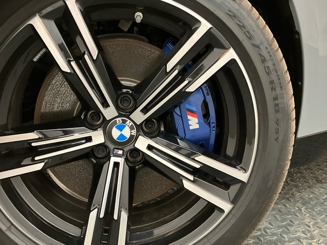 BMW Serie 2 218i Coupe color Gris. Año 2024. 115KW(156CV). Gasolina. En concesionario Proa Premium Palma de Illes Balears