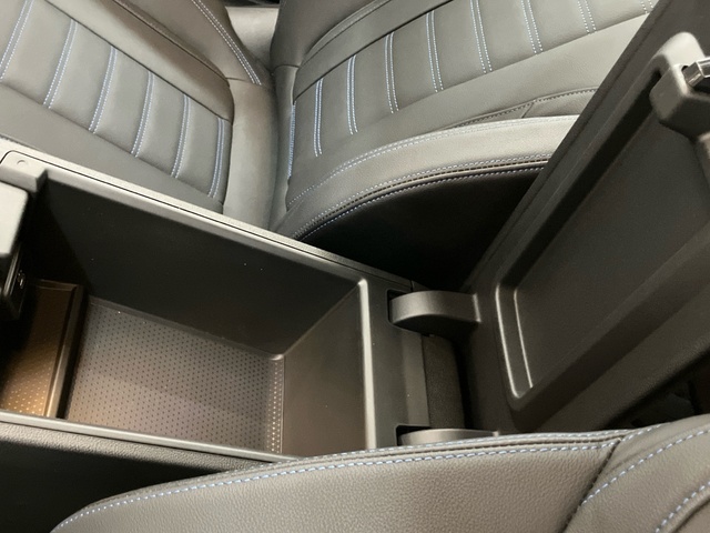 BMW Serie 2 218i Coupe color Gris. Año 2024. 115KW(156CV). Gasolina. En concesionario Proa Premium Palma de Illes Balears