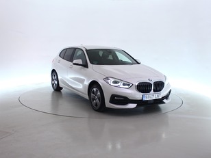 Fotos de BMW Serie 1 118i color Blanco. Año 2021. 103KW(140CV). Gasolina. En concesionario BYmyCAR Madrid - Alcalá de Madrid