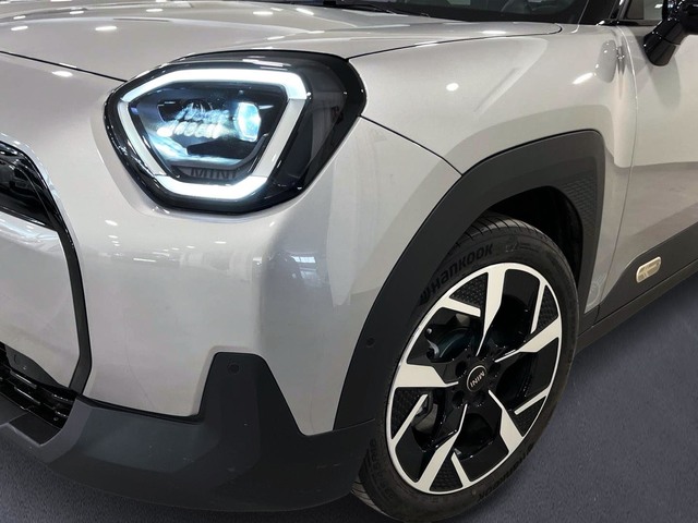 fotoG 5 del MINI MINI Aceman E 135 kW (184 CV) 184cv Eléctrico del 2024 en Valencia