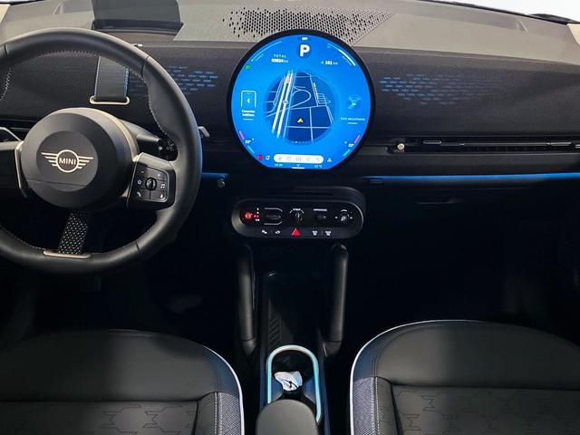 fotoG 6 del MINI MINI Aceman E 135 kW (184 CV) 184cv Eléctrico del 2024 en Valencia