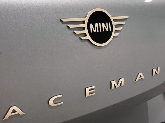 fotoG 19 del MINI MINI Aceman E 135 kW (184 CV) 184cv Eléctrico del 2024 en Valencia