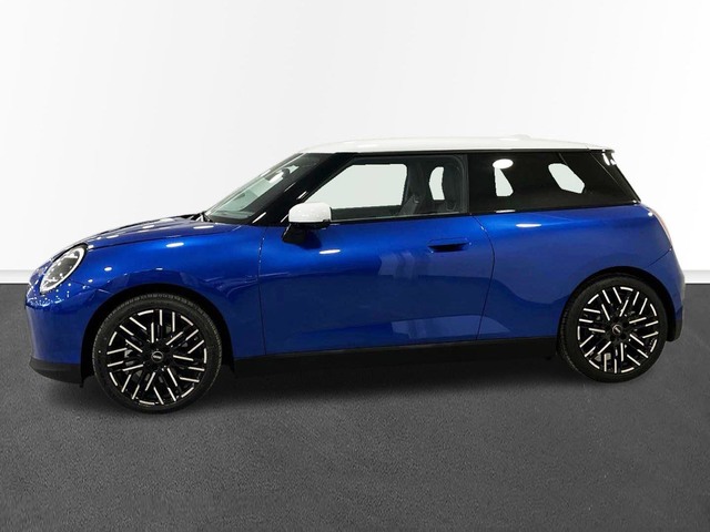 fotoG 2 del MINI MINI 3 Puertas Cooper SE 160 kW (218 CV) 218cv Eléctrico del 2024 en Valencia