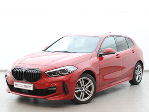 Fotos de BMW Serie 1 118d color Rojo. Año 2024. 110KW(150CV). Diésel. En concesionario Augusta Aragon S.A. de Zaragoza