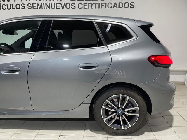 BMW Serie 2 218d Active Tourer color Gris. Año 2024. 110KW(150CV). Diésel. En concesionario Hispamovil Elche de Alicante