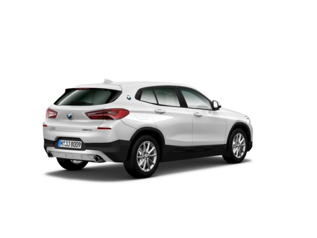 BMW X2 sDrive18d color Blanco. Año 2021. 110KW(150CV). Diésel. En concesionario Ceres Motor S.L. de Cáceres