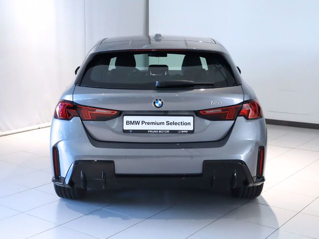 BMW Serie 1 120i color Gris. Año 2024. 125KW(170CV). Gasolina. En concesionario Pruna Motor de Barcelona