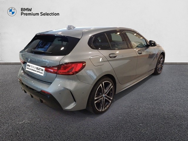 BMW Serie 1 118i color Gris. Año 2024. 103KW(140CV). Gasolina. En concesionario Marmotor de Las Palmas