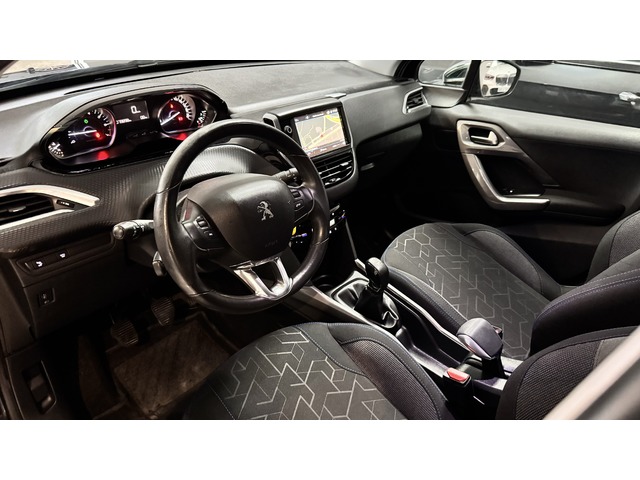 Peugeot 2008 SUV PureTech 82 S&S Style 60 kW (82 CV)