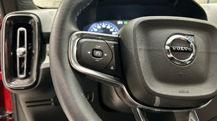 Volvo XC40 T4 Recharge PHEV Core Auto 155 kW (211 CV) - 16 Volvo XC40 T4 Ocasión 155 KW (211CV) - 16
