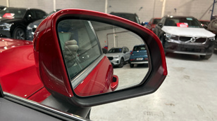 Volvo XC40 T4 Recharge PHEV Core Auto 155 kW (211 CV) - 18 Volvo XC40 T4 Ocasión 155 KW (211CV) - 18