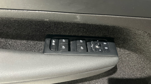 Volvo XC40 T4 Recharge PHEV Core Auto 155 kW (211 CV) - 38 Volvo XC40 T4 Ocasión 155 KW (211CV) - 38