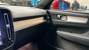 Volvo XC40 T4 Recharge PHEV Core Auto 155 kW (211 CV) - 41 Volvo XC40 T4 Ocasión 155 KW (211CV) - 41