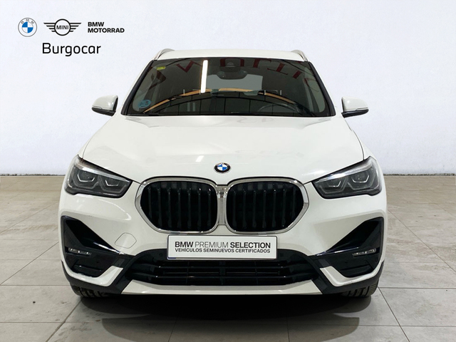 BMW X1 sDrive18d color Blanco. Año 2020. 110KW(150CV). Diésel. En concesionario Burgocar (Bmw y Mini) de Burgos