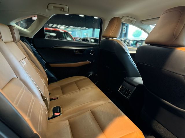 Lexus NX 300h Executive Navigation 145 kW (197 CV)