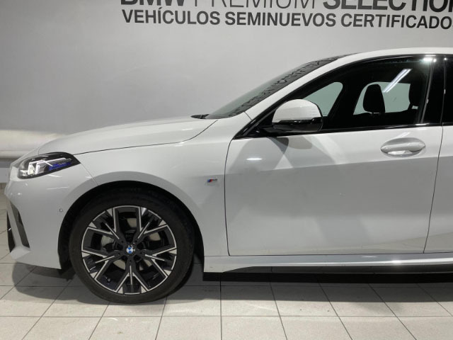 BMW Serie 1 120d color Blanco. Año 2024. 120KW(163CV). Diésel. En concesionario Hispamovil, Orihuela de Alicante
