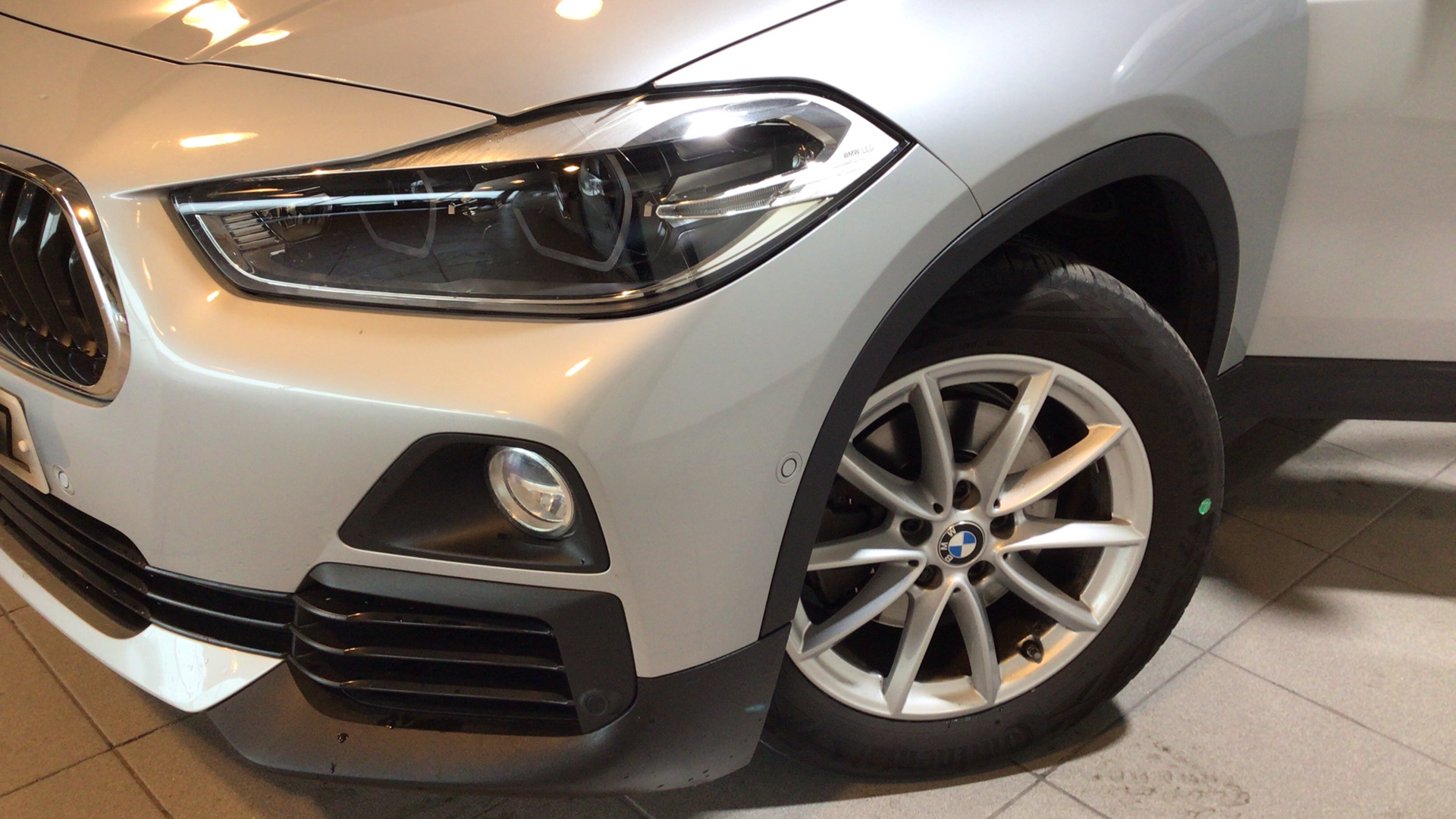 BMW X2 sDrive18i color Gris Plata. Año 2019. 103KW(140CV). Gasolina. En concesionario BYmyCAR Madrid - Alcalá de Madrid