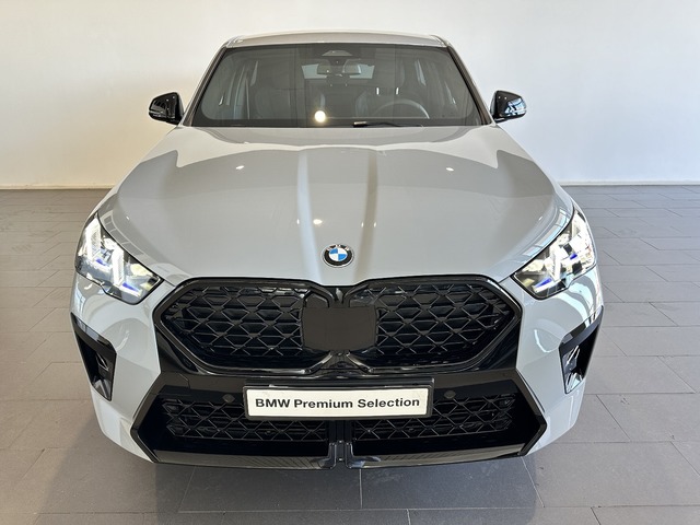 BMW X2 sDrive18d color Gris. Año 2024. 110KW(150CV). Diésel. En concesionario Adler Motor S.L. TOLEDO de Toledo