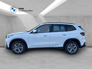 Fotos de BMW X1 sDrive18i color Blanco. Año 2024. 100KW(136CV). Gasolina. En concesionario Avilcar de Ávila