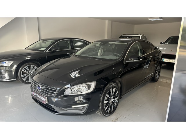 Volvo S60 D3 Momentum Auto 110 kW (150 CV)