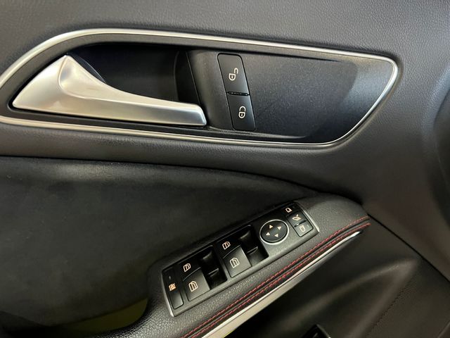 Mercedes-Benz CLA Shooting Brake 220 d 130 kW (177 CV)