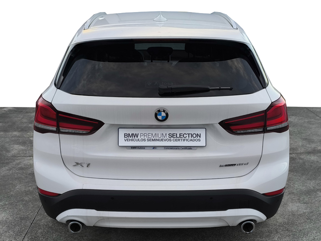 BMW X1 sDrive18d color Blanco. Año 2020. 110KW(150CV). Diésel. En concesionario Automóviles Oviedo S.A. de Asturias