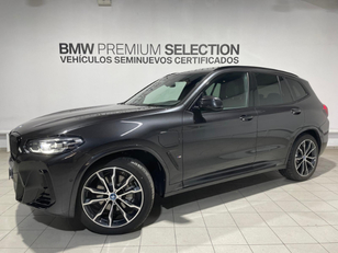 Fotos de BMW X3 xDrive30e color Gris. Año 2024. 215KW(292CV). Híbrido Electro/Gasolina. En concesionario Hispamovil Elche de Alicante