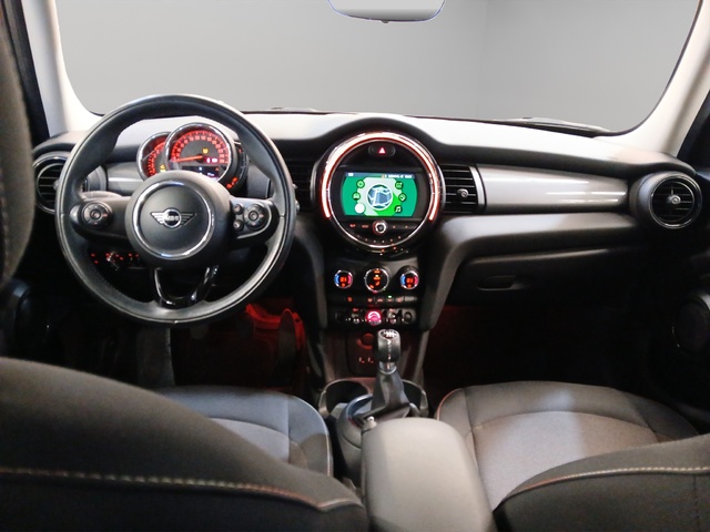 fotoG 6 del MINI MINI 5 Puertas Cooper 100 kW (136 CV) 136cv Gasolina del 2020 en Alicante