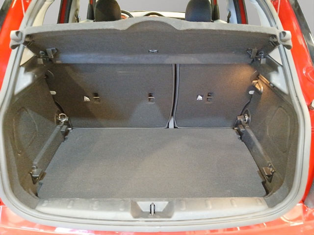 fotoG 10 del MINI MINI 5 Puertas Cooper 100 kW (136 CV) 136cv Gasolina del 2020 en Alicante