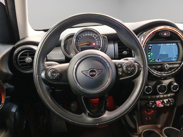 fotoG 14 del MINI MINI 5 Puertas Cooper 100 kW (136 CV) 136cv Gasolina del 2020 en Alicante