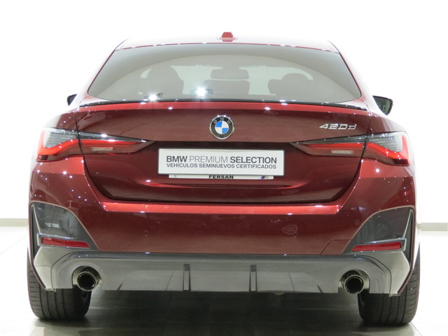 BMW Serie 4 420d Gran Coupe color Rojo. Año 2024. 140KW(190CV). Diésel. En concesionario SAN JUAN Automoviles Fersan S.A. de Alicante