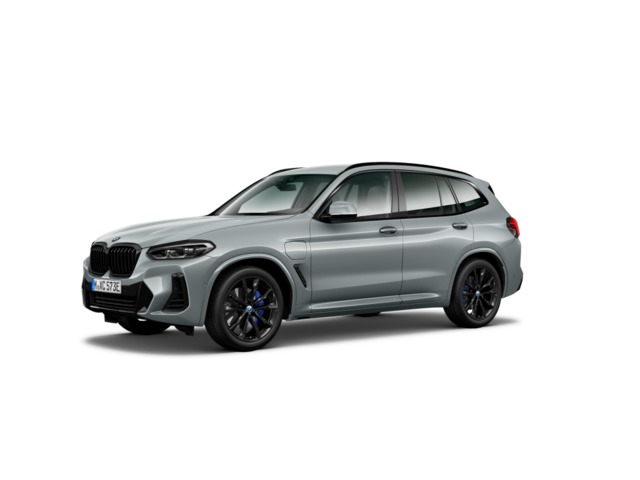 BMW X3 xDrive30e color Gris. Año 2024. 215KW(292CV). Híbrido Electro/Gasolina. En concesionario Oliva Motor Girona de Girona