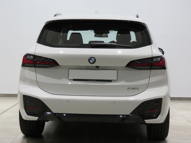 BMW Serie 2 218i Active Tourer color Blanco. Año 2024. 100KW(136CV). Gasolina. En concesionario DIGITAL Automoviles Fersan, S.A. de Alicante