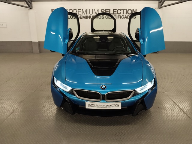 BMW i8 i8 Coupe color Azul. Año 2018. 266KW(362CV). Híbrido Electro/Gasolina. En concesionario Autoberón de La Rioja