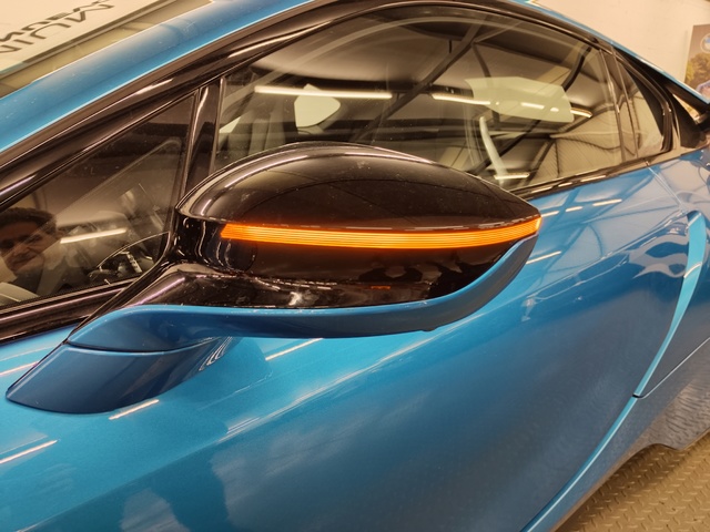 BMW i8 i8 Coupe color Azul. Año 2018. 266KW(362CV). Híbrido Electro/Gasolina. En concesionario Autoberón de La Rioja