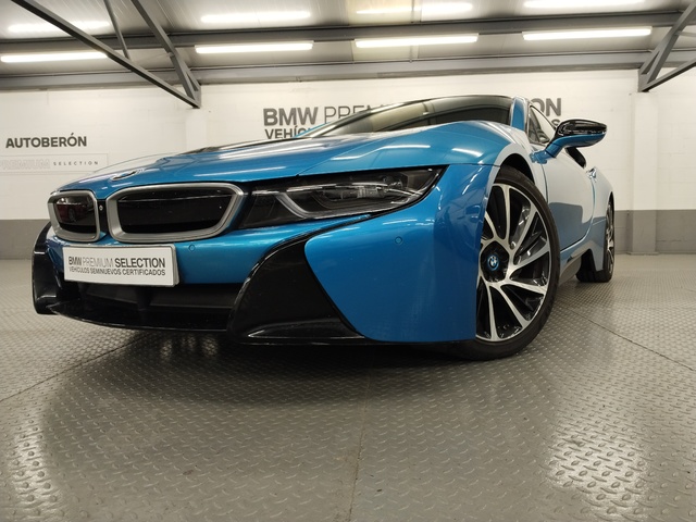 BMW i8 i8 Coupe color Azul. Año 2018. 266KW(362CV). Híbrido Electro/Gasolina. En concesionario Autoberón de La Rioja