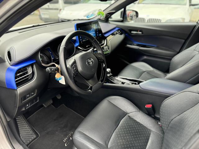 Toyota C-HR 1.8 125H Dynamic Plus 90 kW (122 CV)