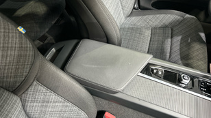 Volvo XC60 B4 D Core Auto 145 kW (197 CV) - 24 Volvo XC60 B4 D Ocasión 145 KW (197CV) - 24