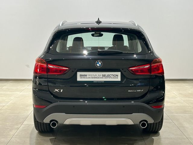 BMW X1 sDrive18d color Negro. Año 2018. 110KW(150CV). Diésel. En concesionario FINESTRAT Automoviles Fersan, S.A. de Alicante